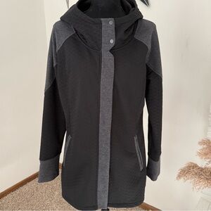 The North Face Women's Black and Dark Gray Fleece Jacket